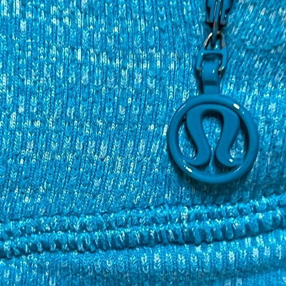 Lululemon base runner Mini Check Pique Surge Heathered Turquoise Pullover Sz 6 - Picture 12 of 16